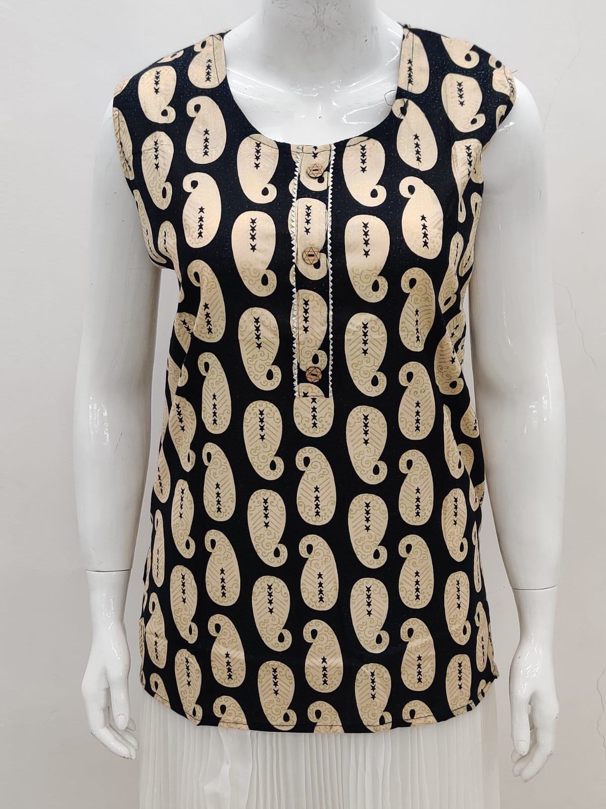 Sleeveless Short Summer Kurti Top