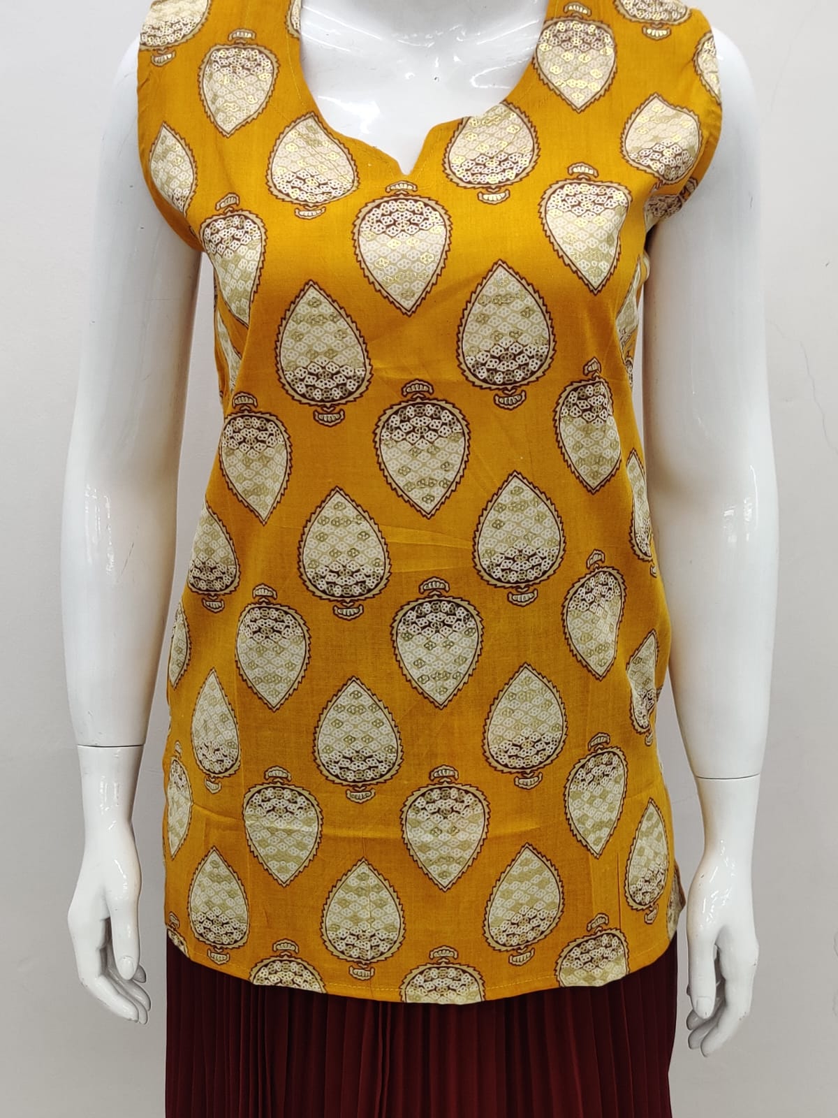 Sleeveless Short Summer Kurti Top