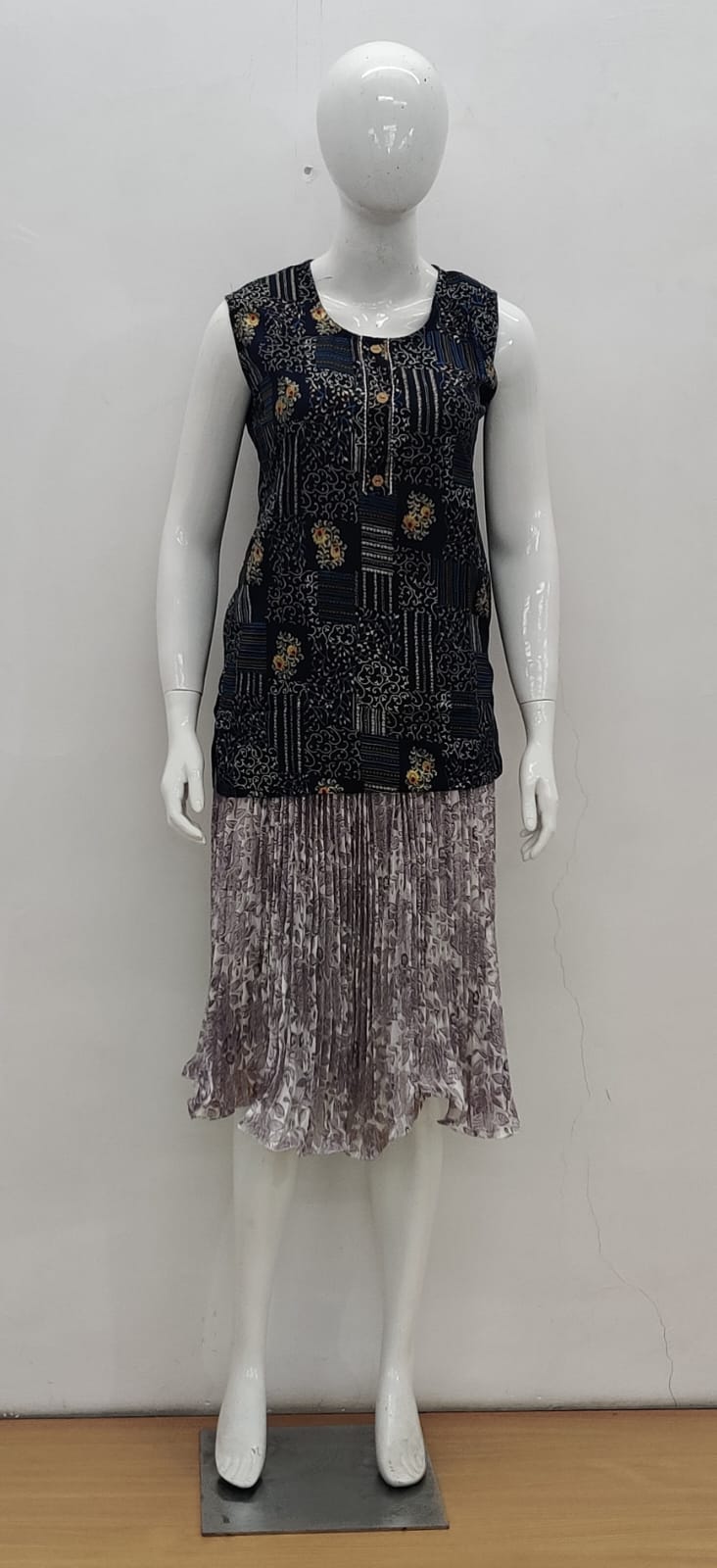 Sleeveless Short Summer Kurti Top