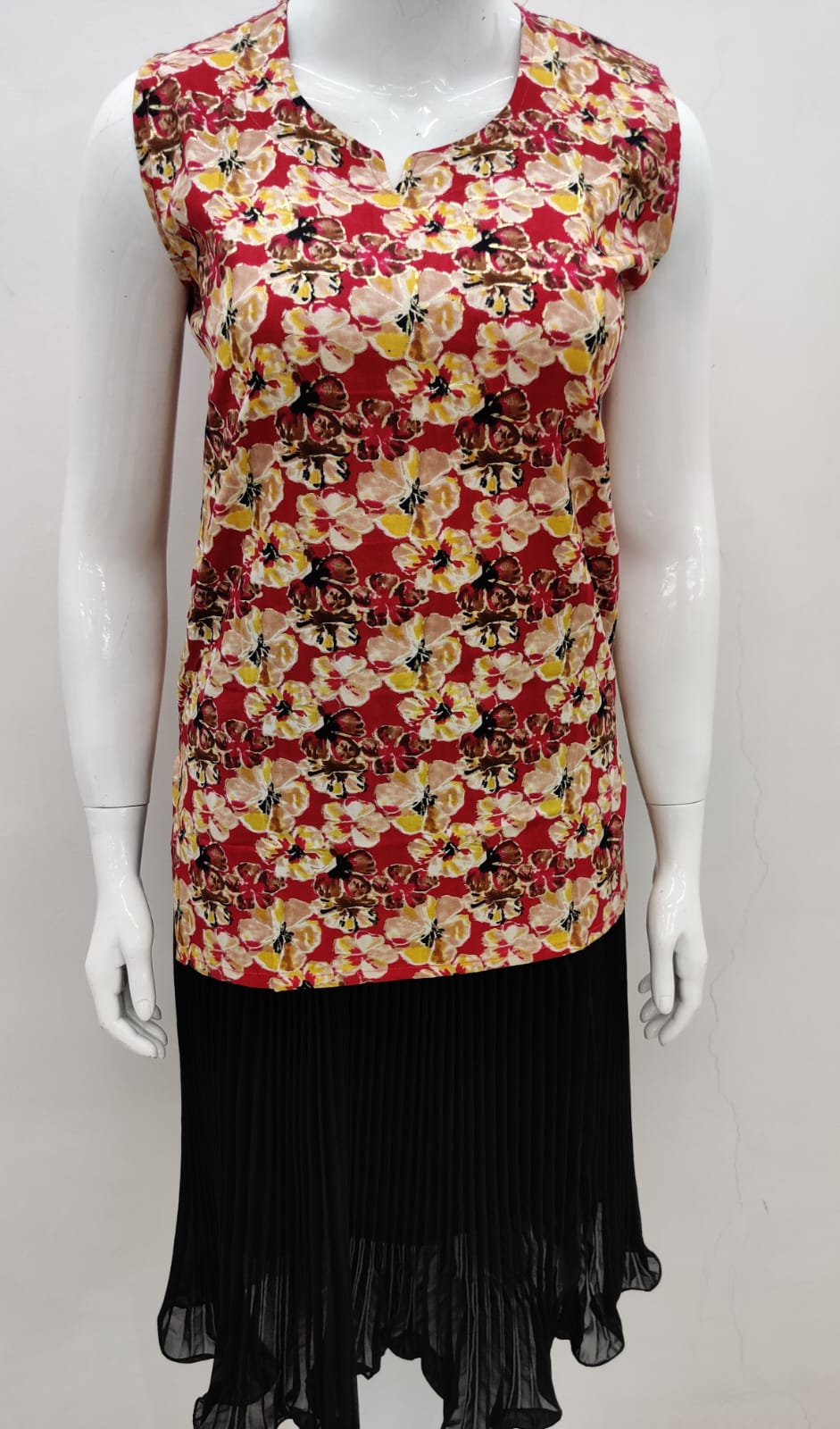 Sleeveless Short Summer Kurti Top