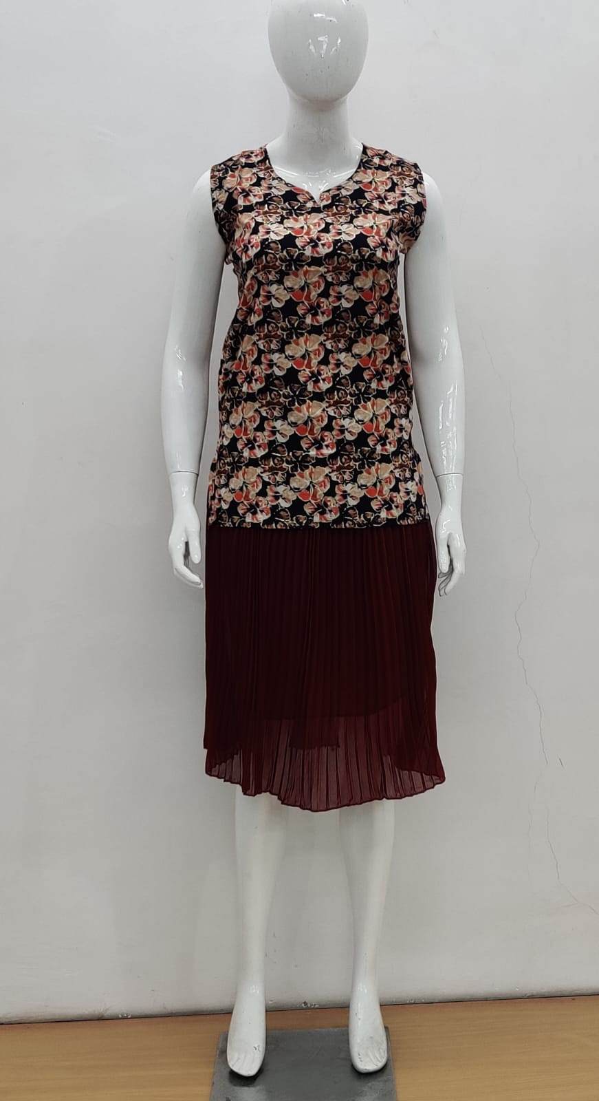 Sleeveless Short Summer Kurti Top