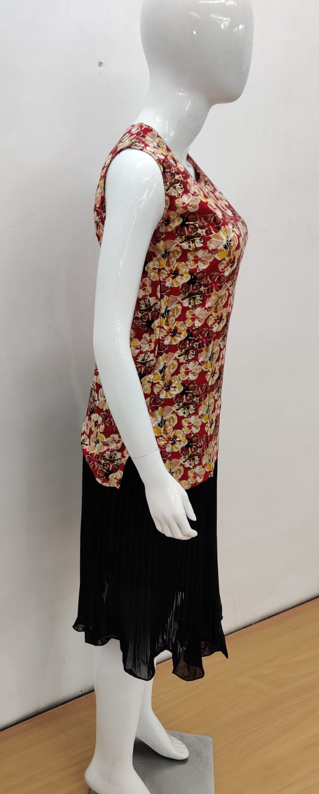 Sleeveless Short Summer Kurti Top