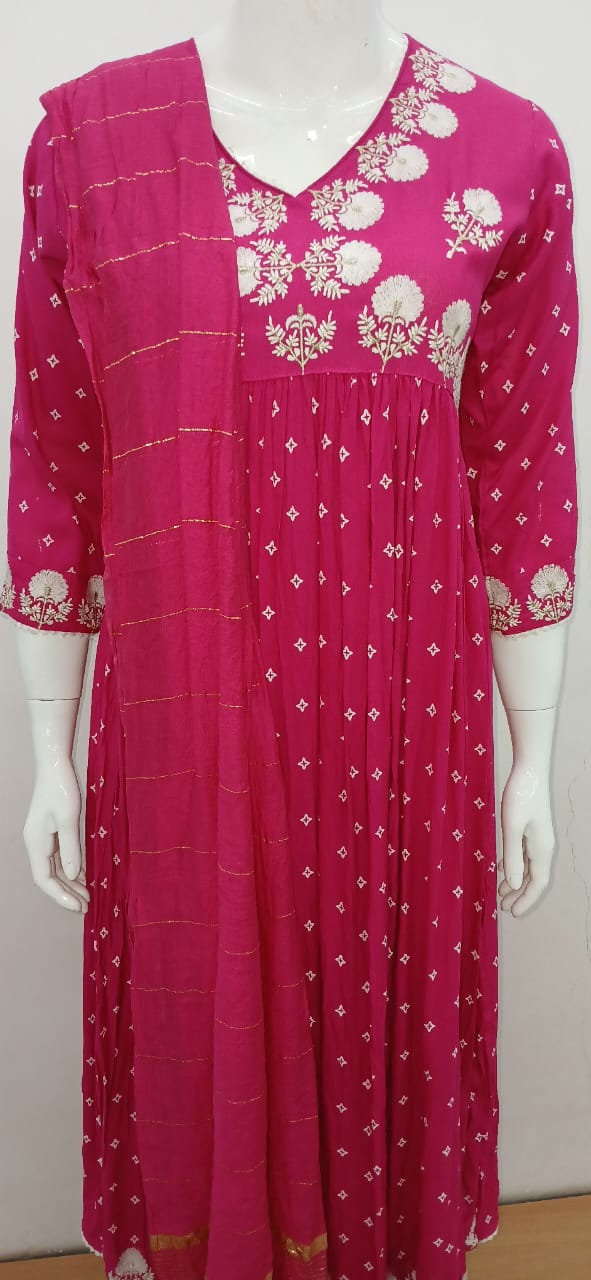 Radiant Rosette Ensemble